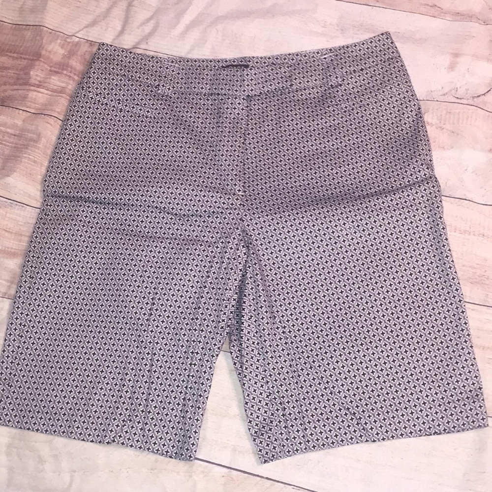 George black & white shorts Sz 12 NWOT
